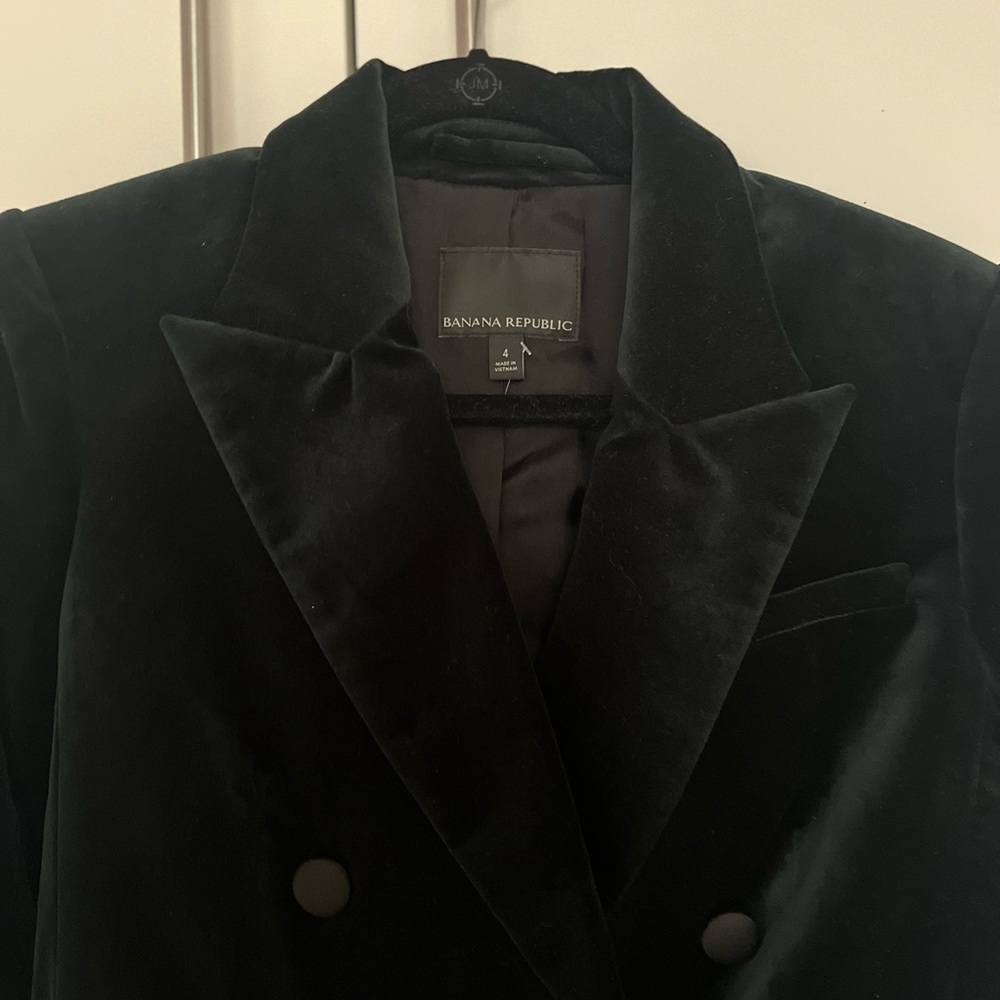 Banana Republic emerald green velvet blazer